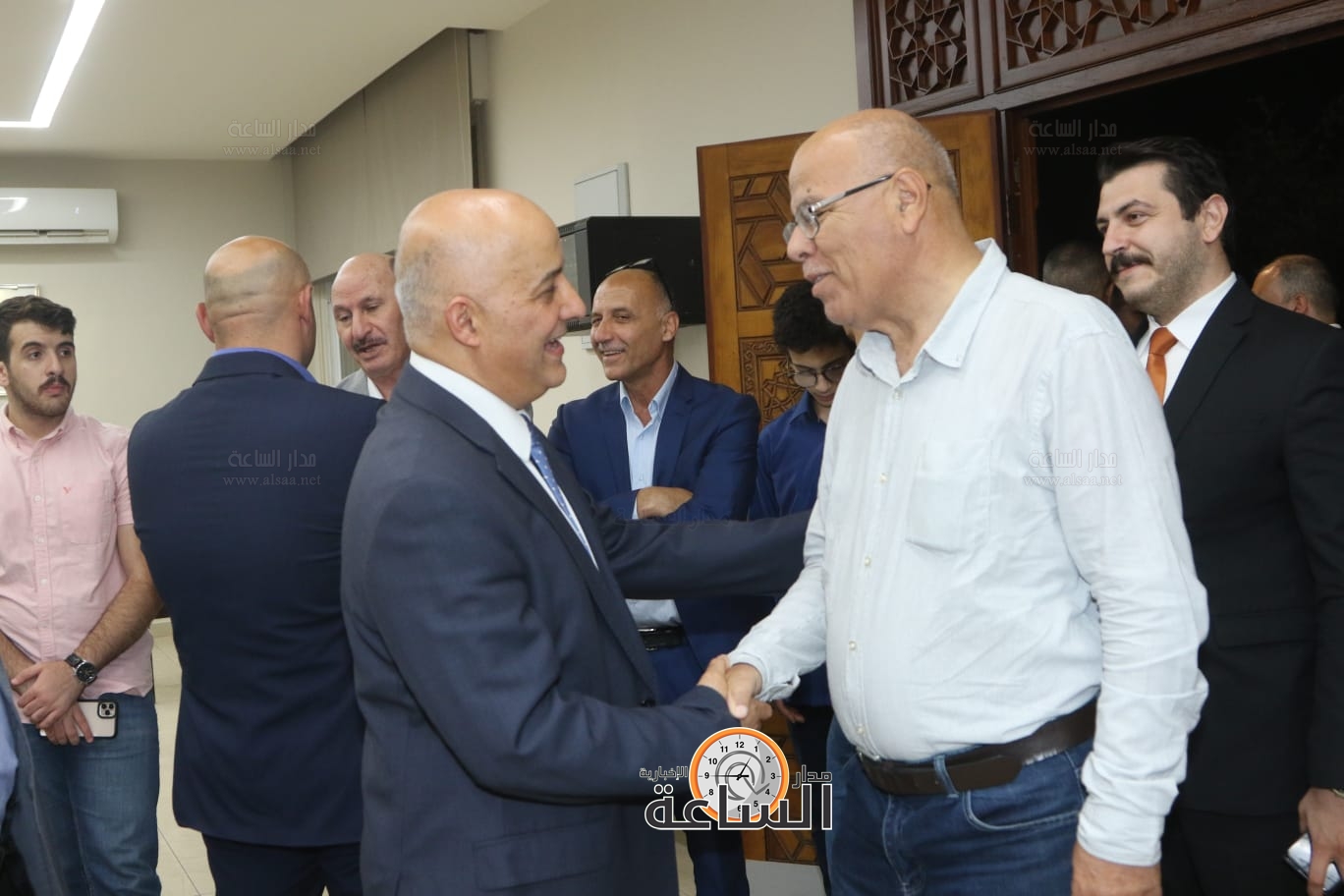 Madar Al-Saa Images 0.9419638352991517