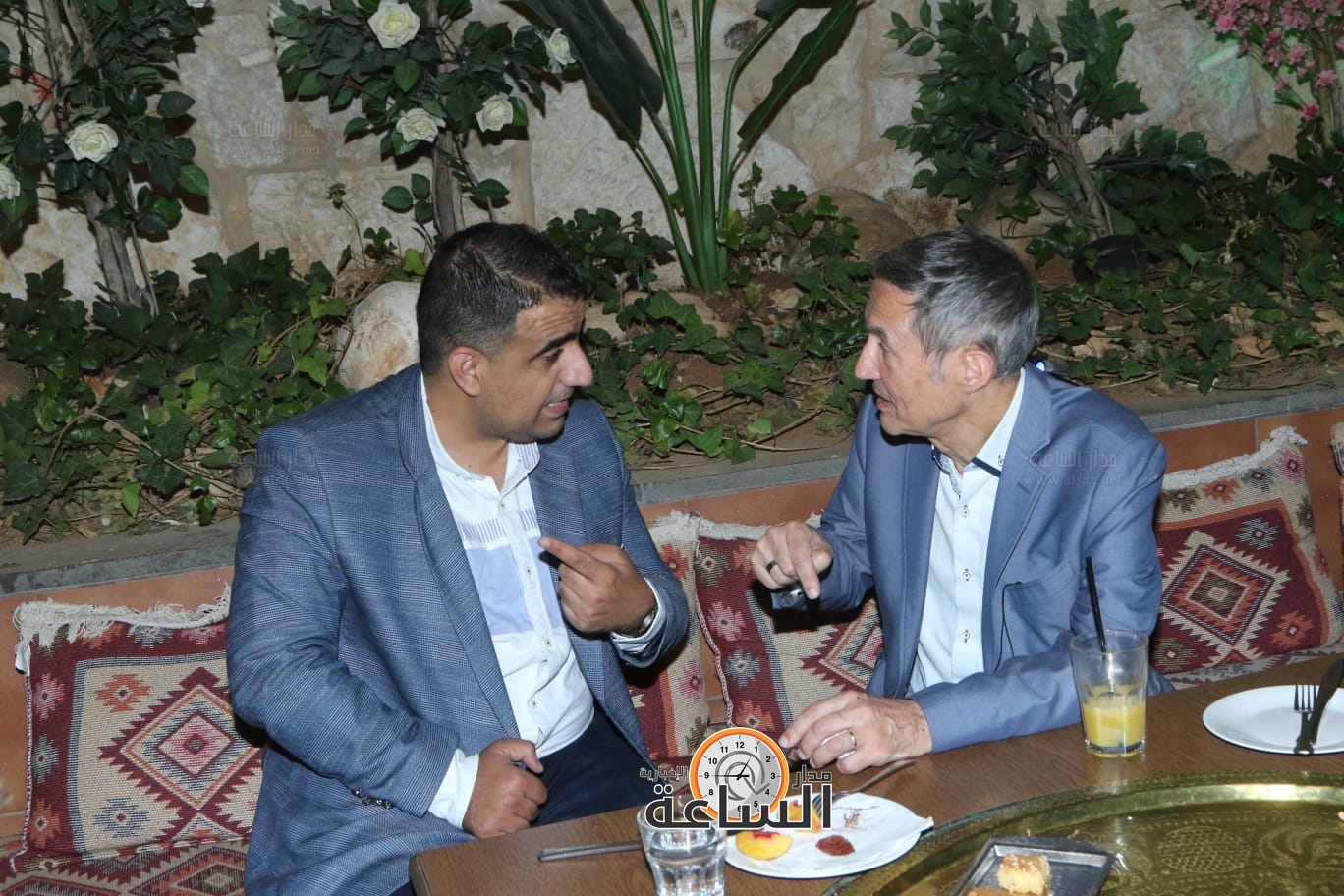 Madar Al-Saa Images 0.1866306412173636