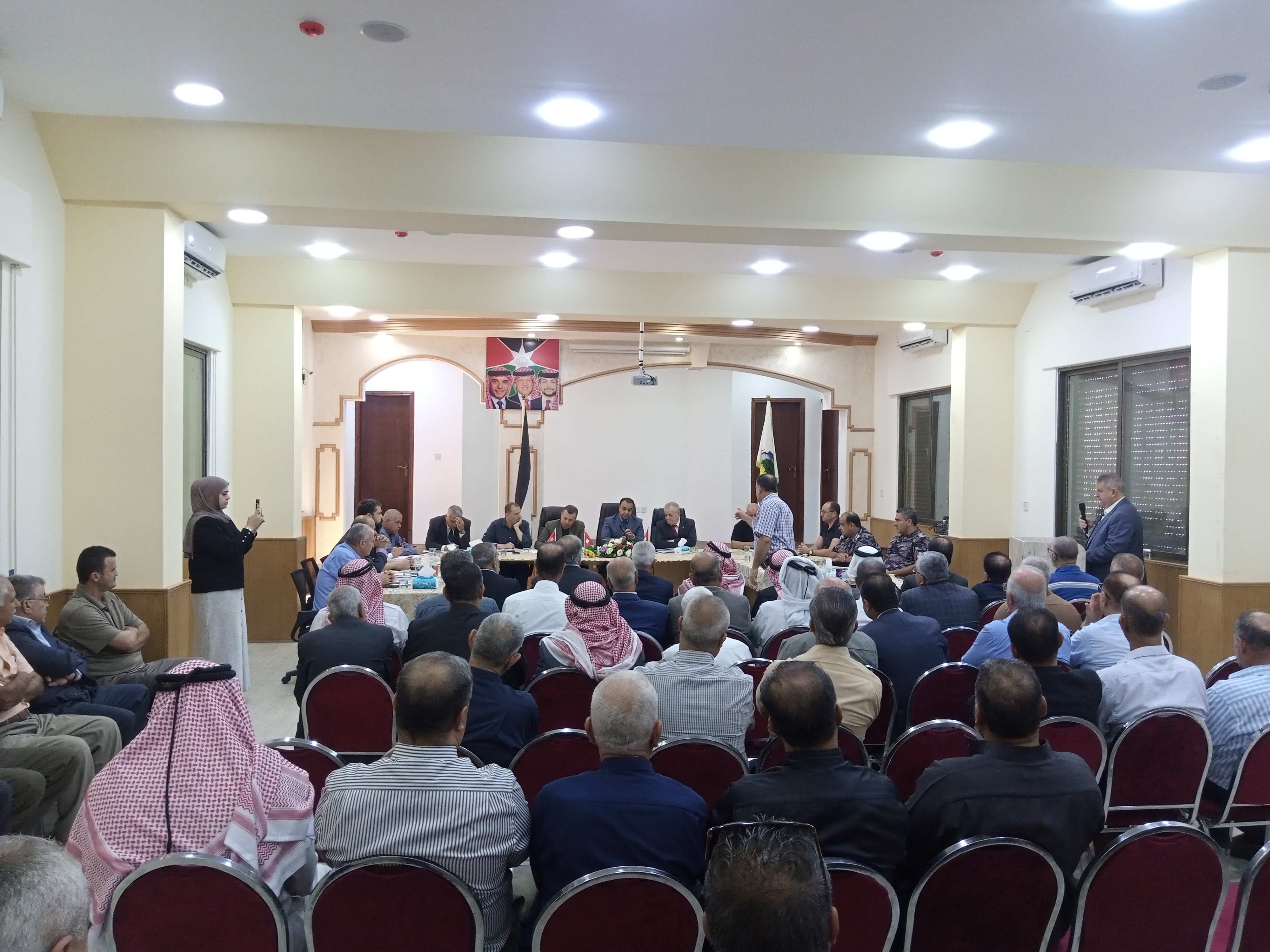 Madar Al-Saa Images 0.5867002075472562