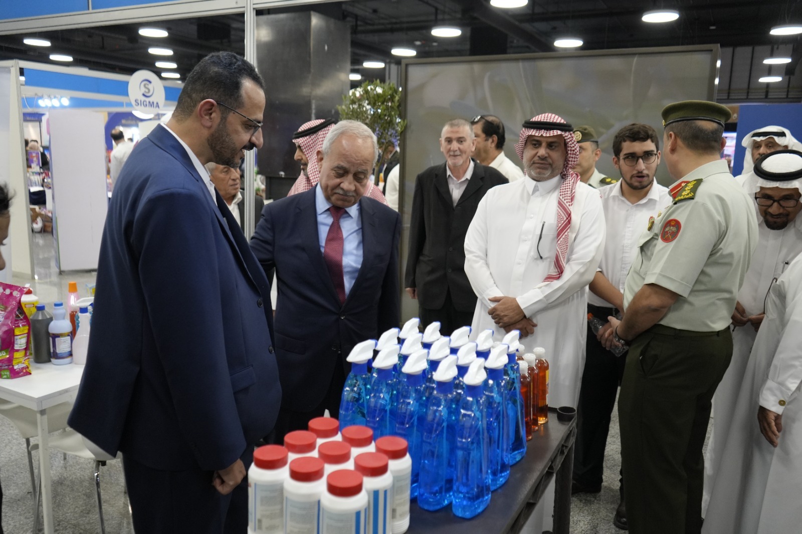 Madar Al-Saa Images 0.9897263955854549