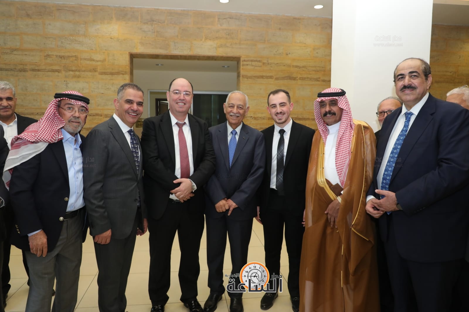 Madar Al-Saa Images 0.2547935223781097