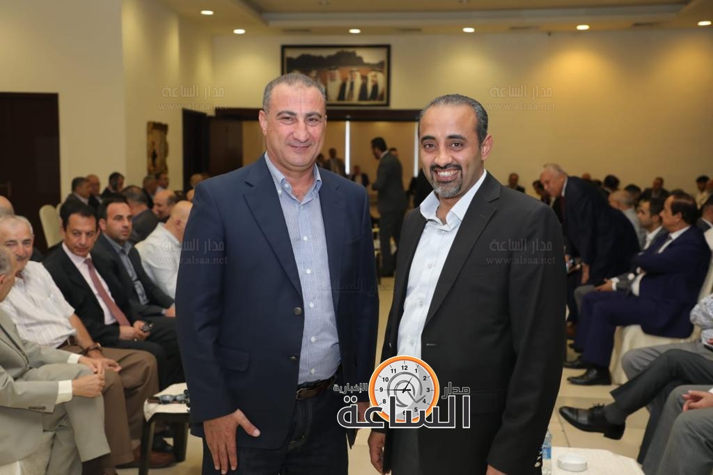 Madar Al-Saa Images 0.4405356130921614