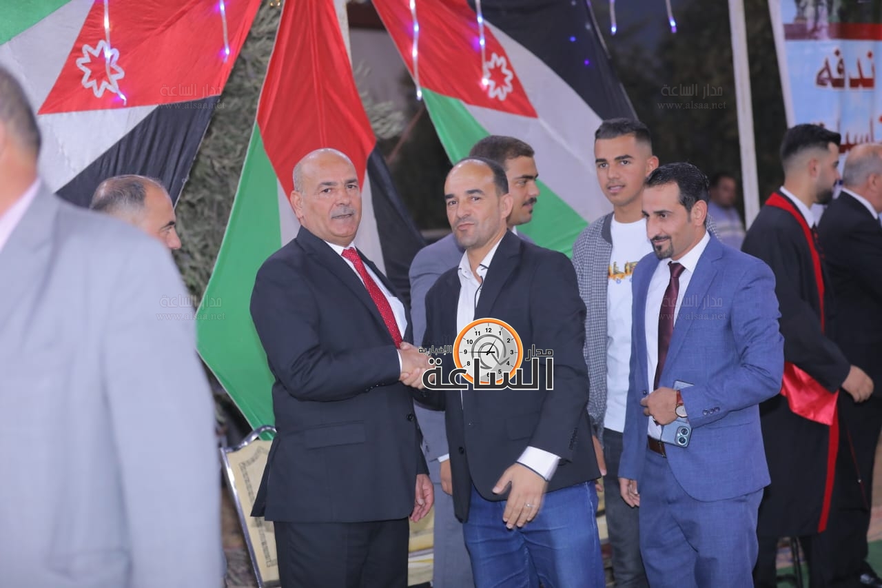 Madar Al-Saa Images 0.7868199162223029