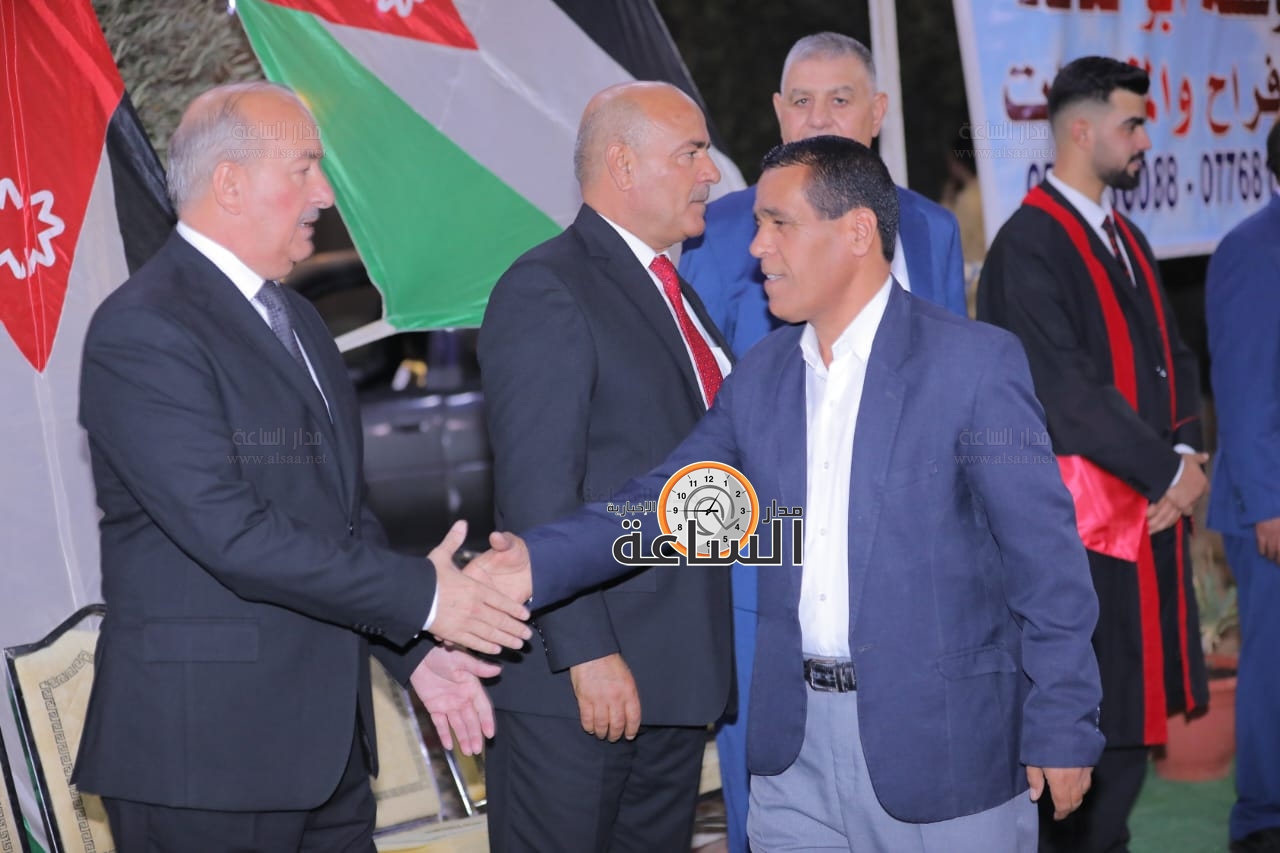 Madar Al-Saa Images 0.434541803002349