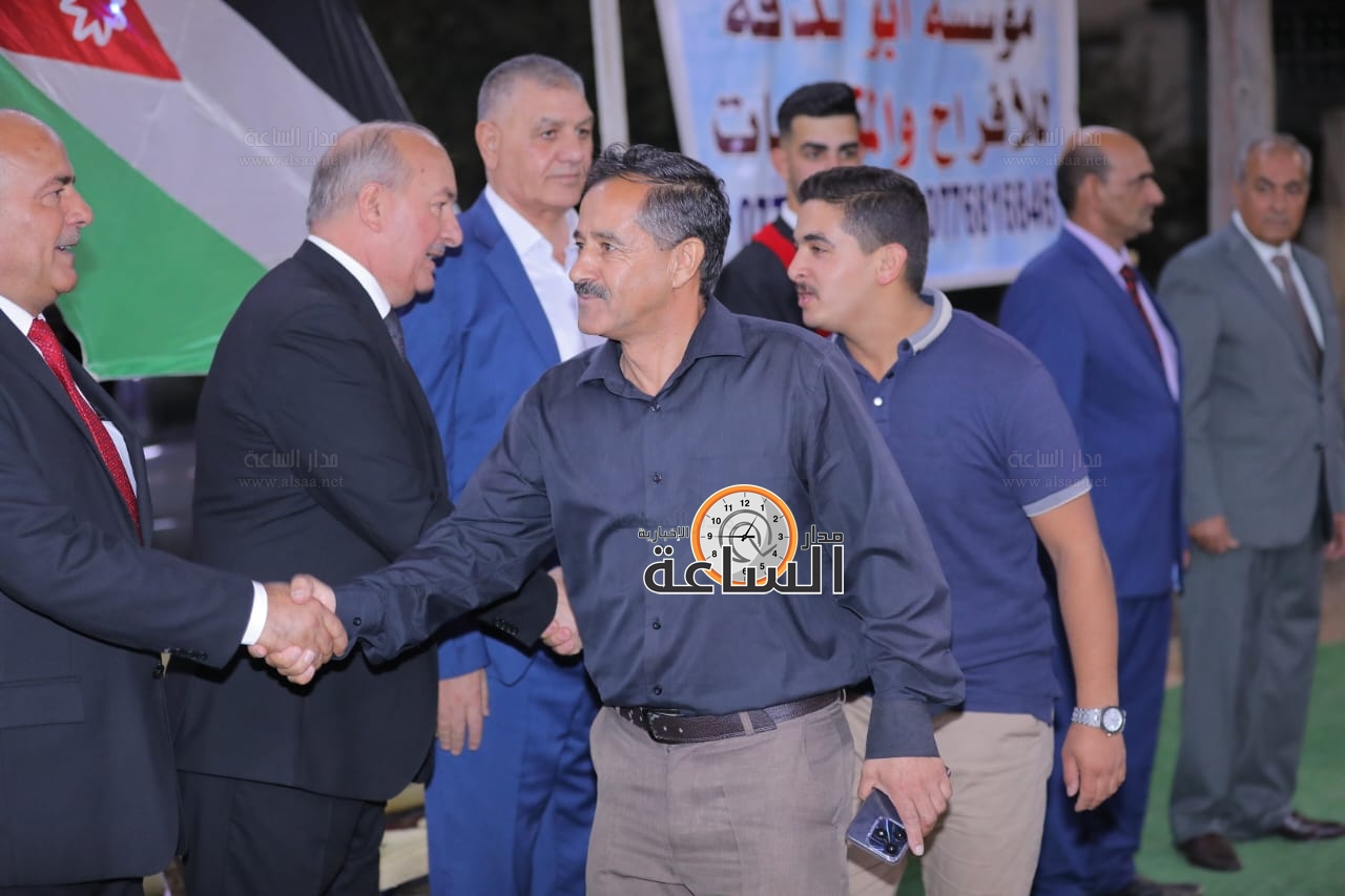 Madar Al-Saa Images 0.18083356387564764