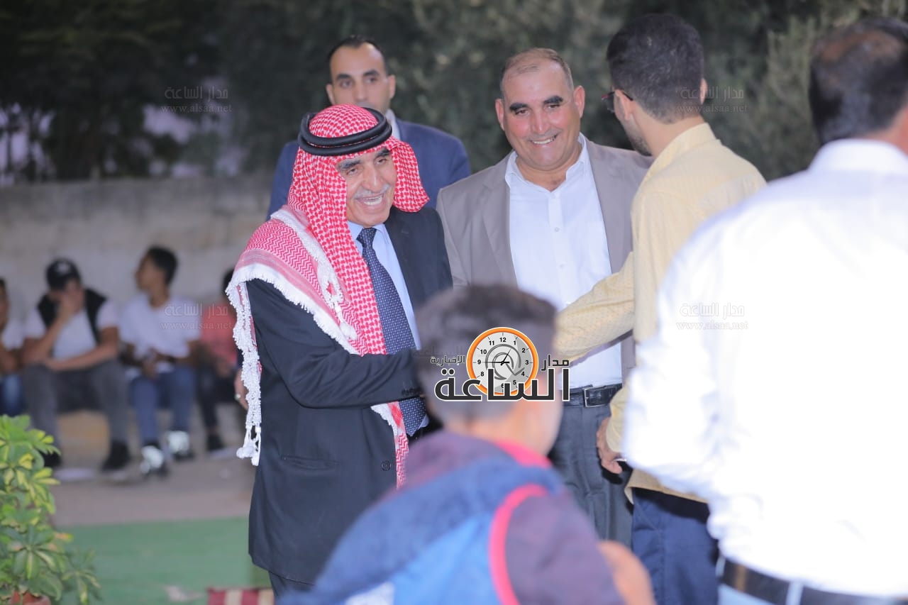 Madar Al-Saa Images 0.2525362446189434