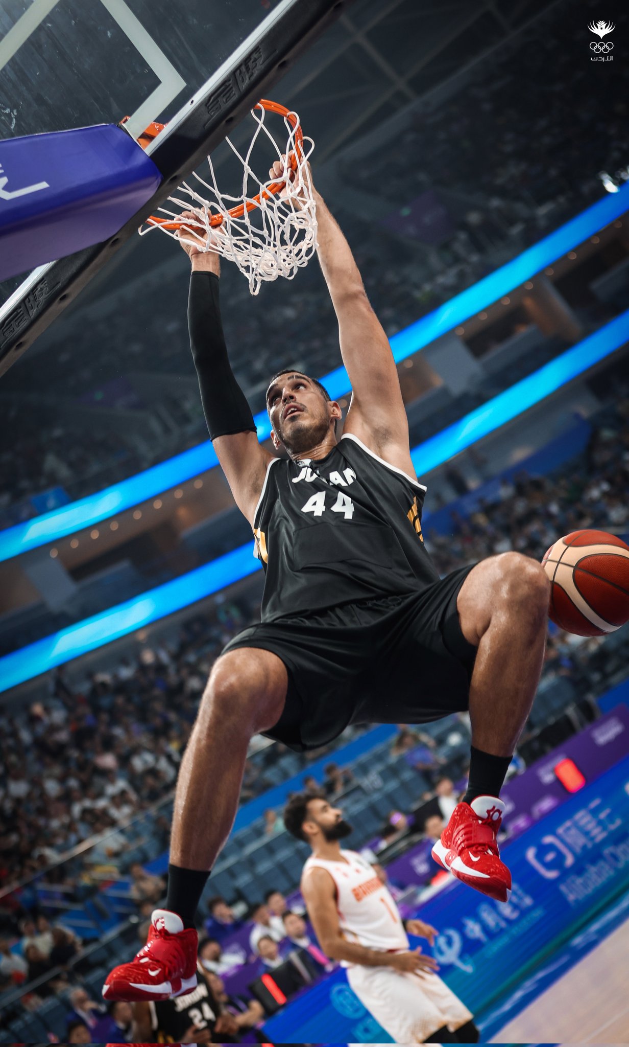 Madar Al-Saa Images 0.3518313633564367