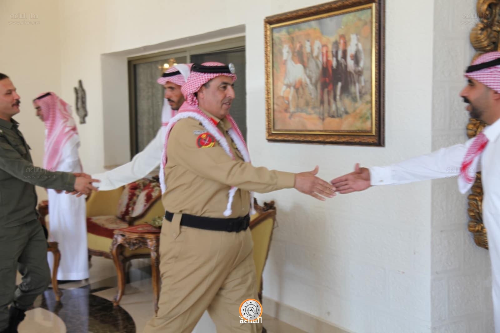 Madar Al-Saa Images 0.13353952601653618