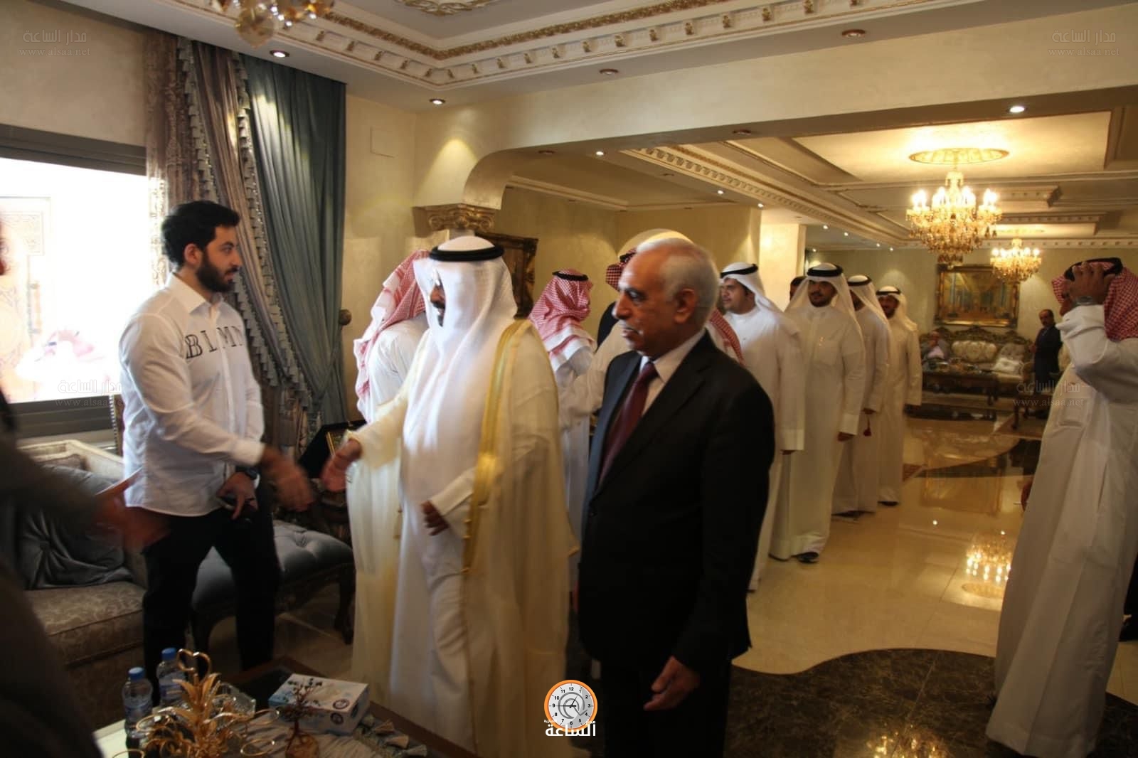 Madar Al-Saa Images 0.36026565313487435