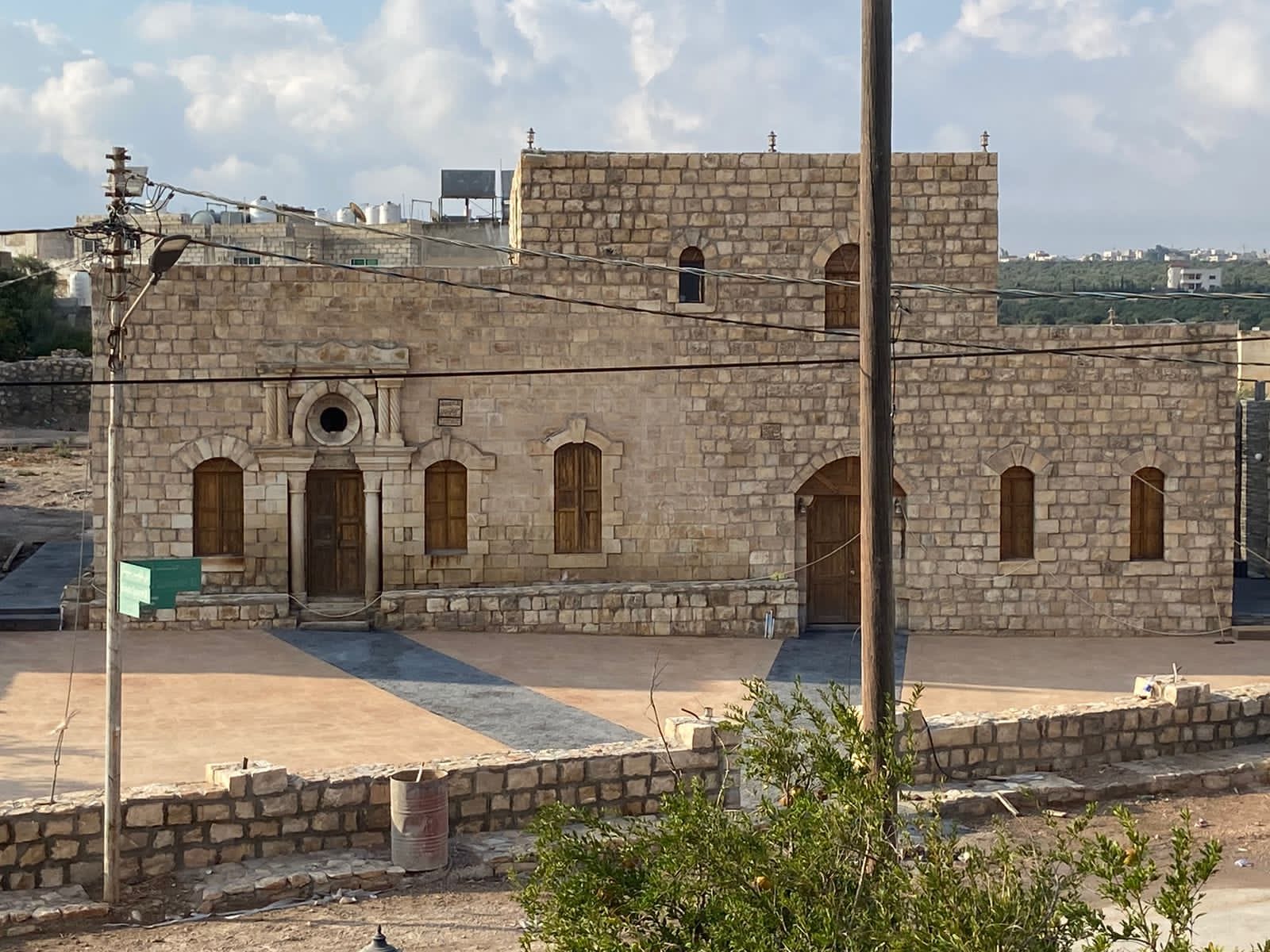 Madar Al-Saa Images 0.9995429979466173