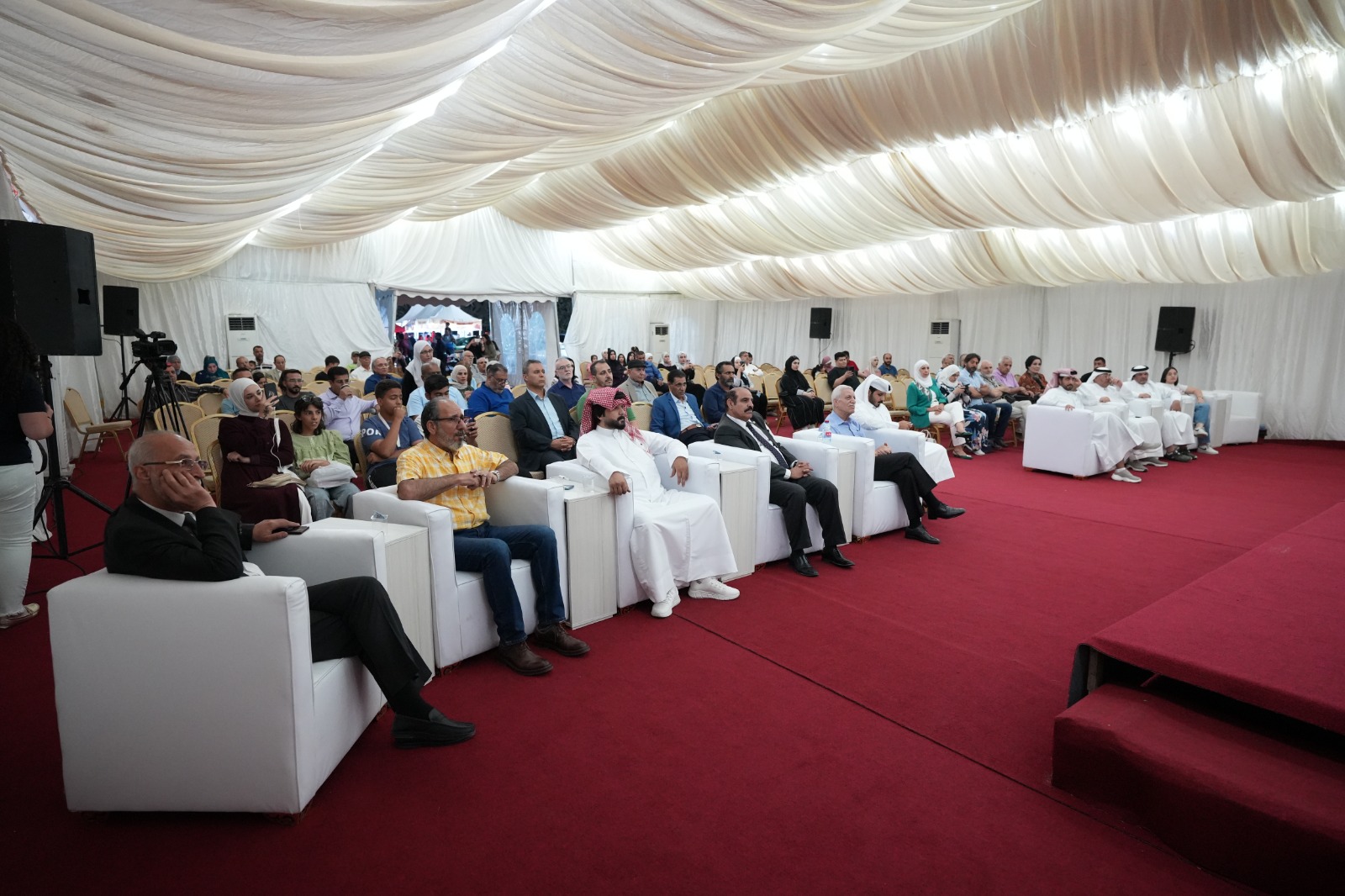 Madar Al-Saa Images 0.025979698060067946