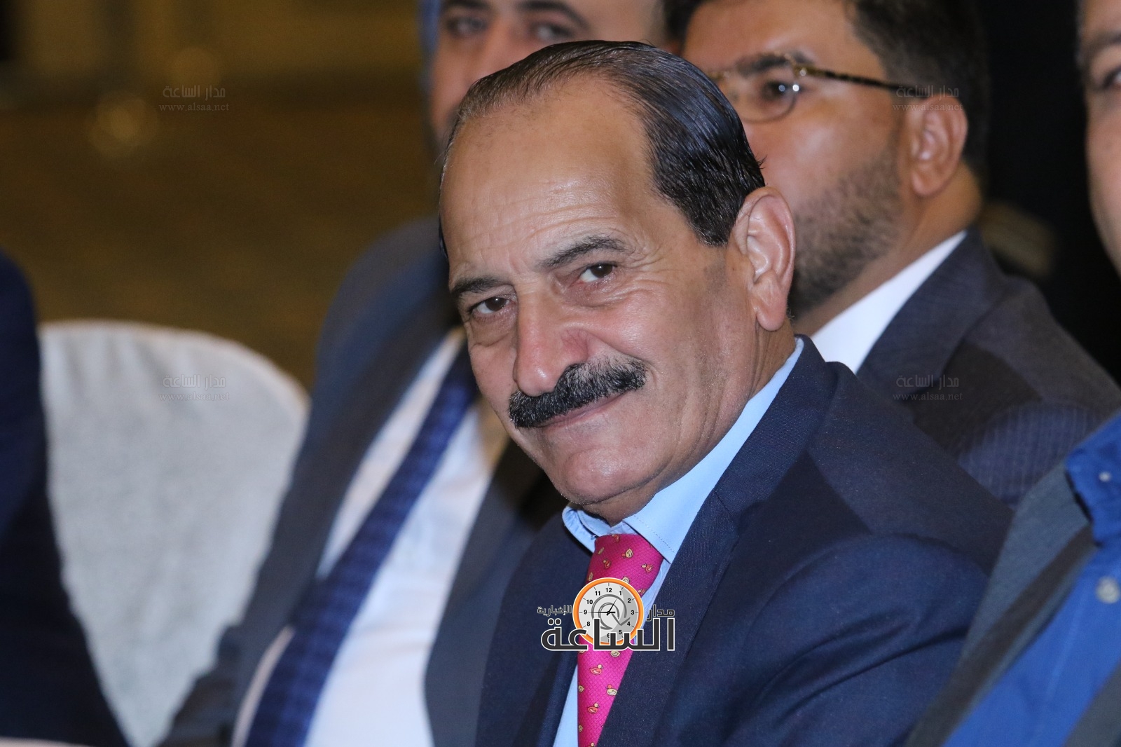 Madar Al-Saa Images 0.9602194301773104