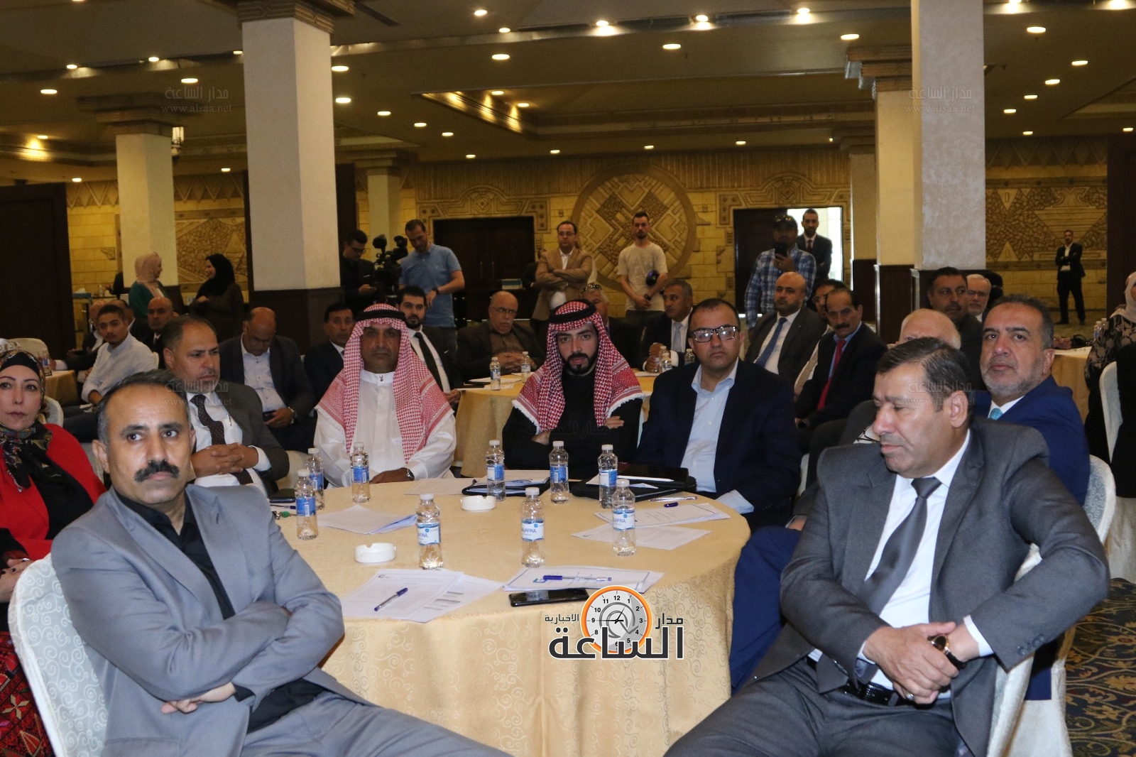 Madar Al-Saa Images 0.7122618091361206