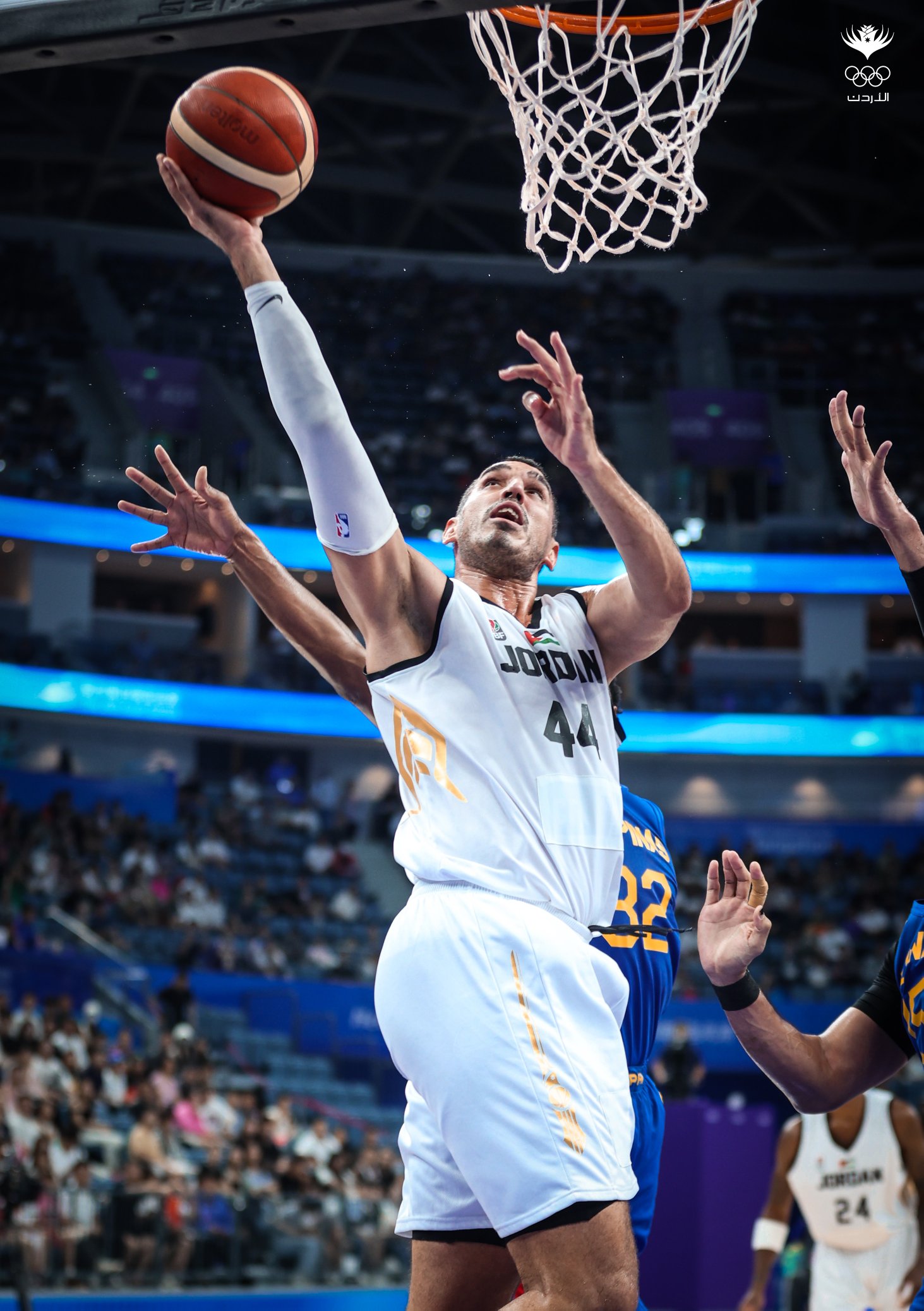 Madar Al-Saa Images 0.6646212560870886