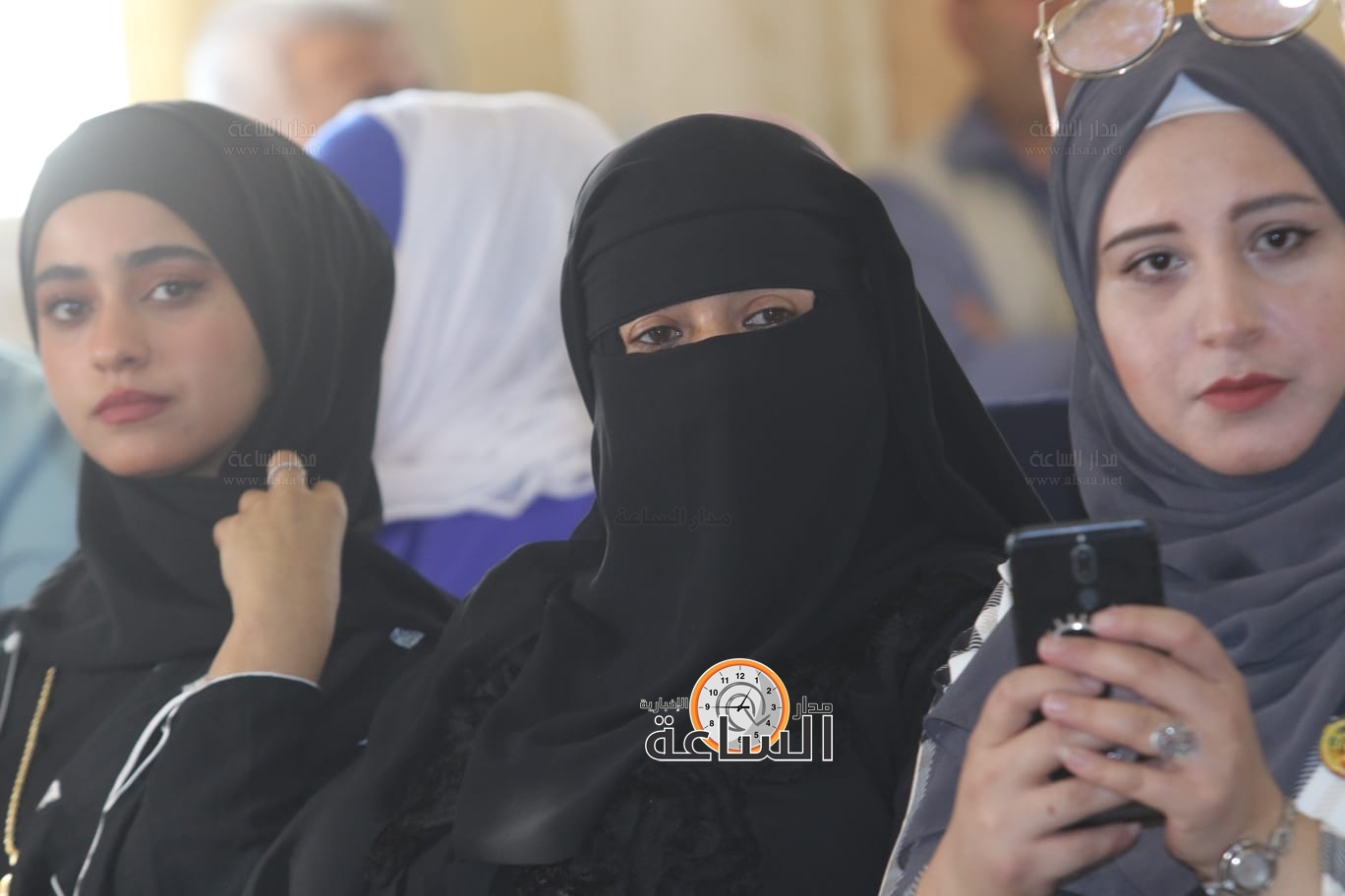 Madar Al-Saa Images 0.06329027388586872