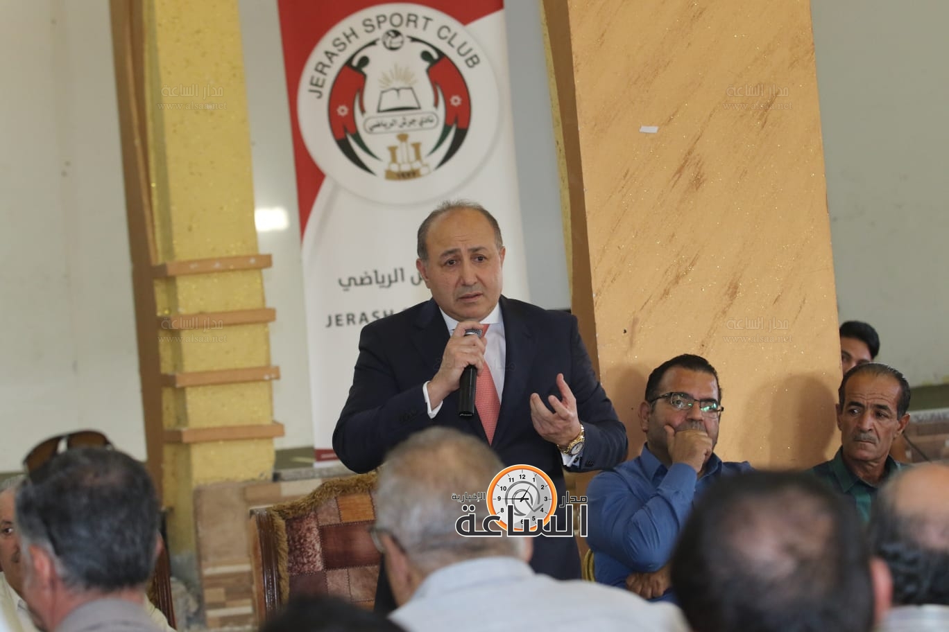 Madar Al-Saa Images 0.46927778290550104