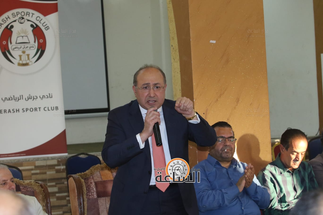 Madar Al-Saa Images 0.09739001046424667