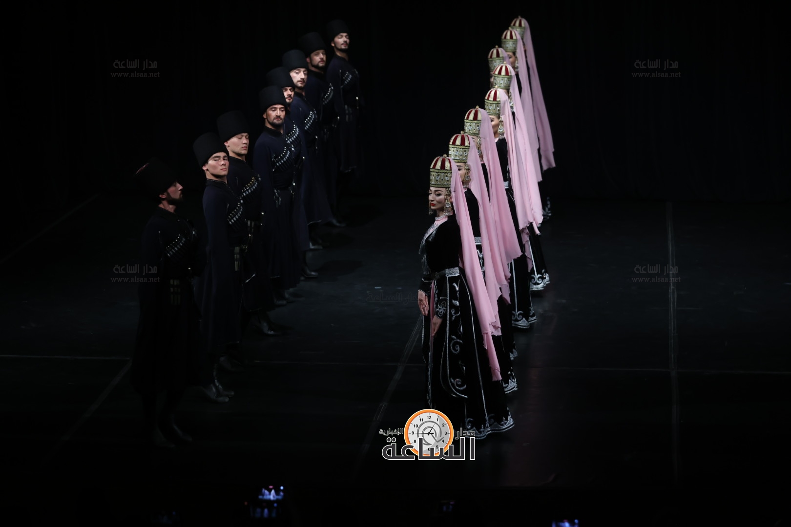 Madar Al-Saa Images 0.8545195263669279