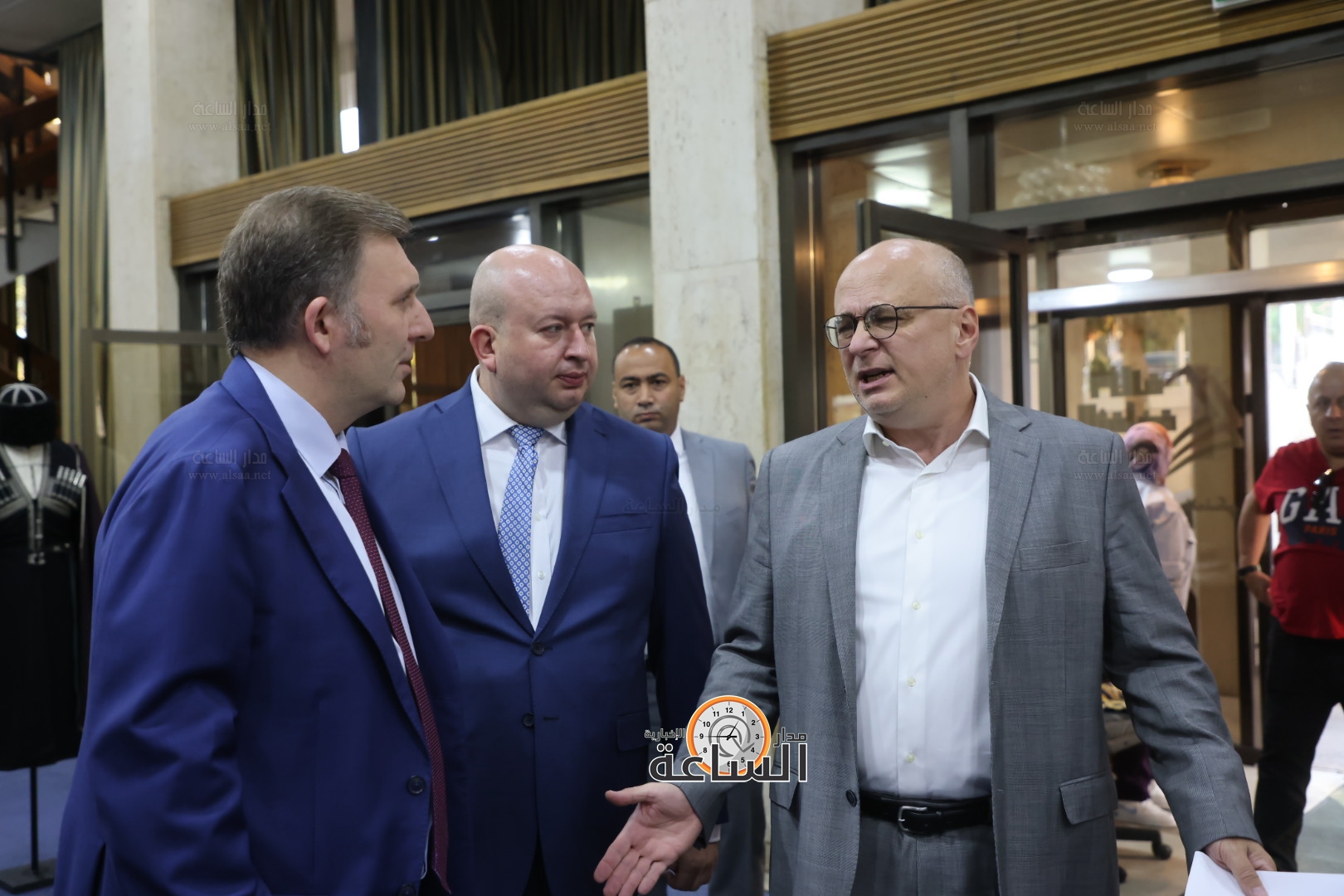 Madar Al-Saa Images 0.12499971772839702