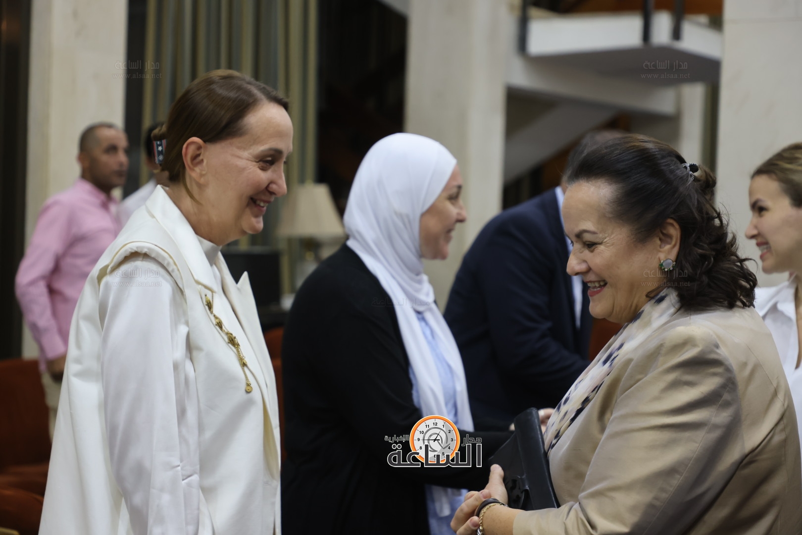 Madar Al-Saa Images 0.47343790615054804