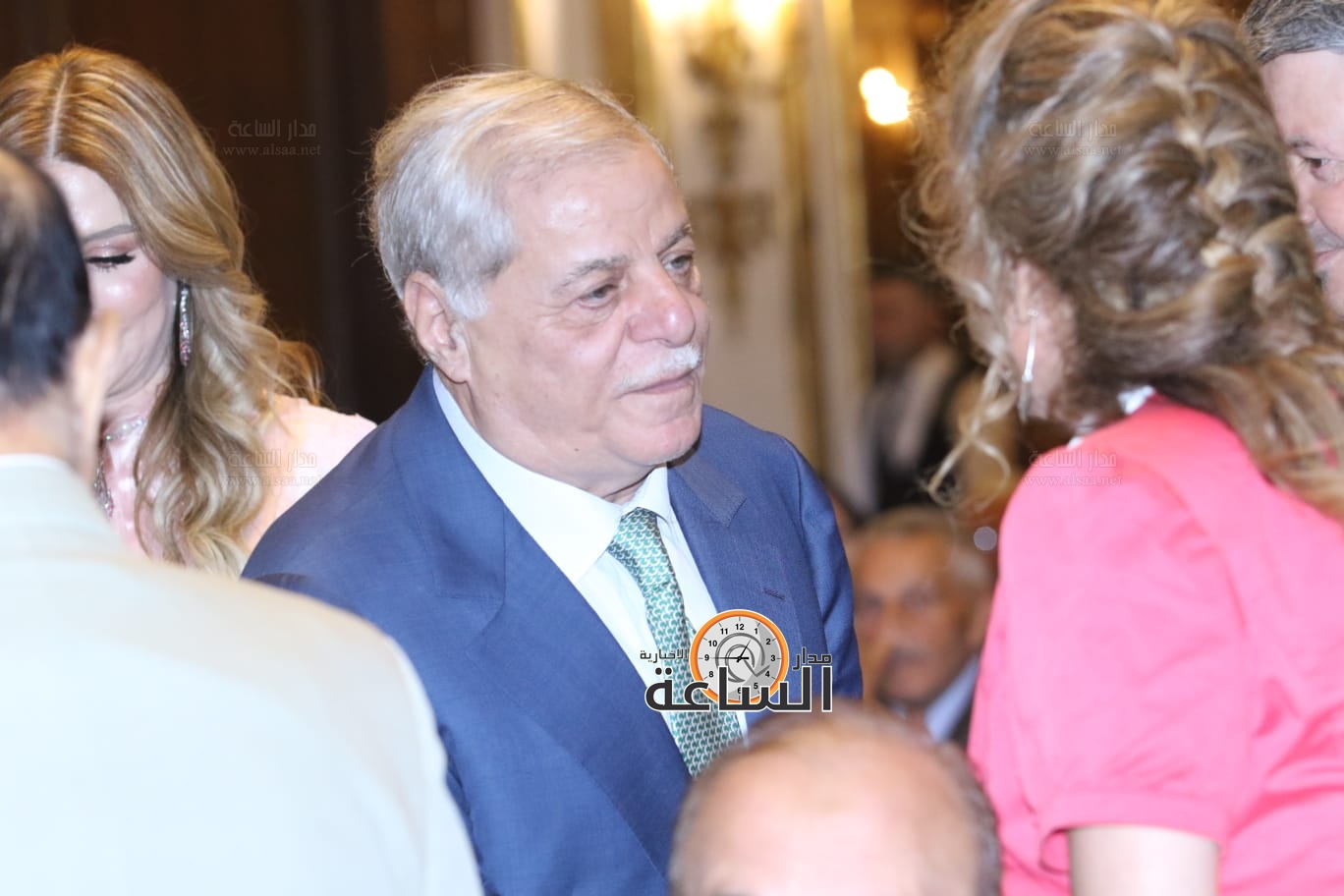 Madar Al-Saa Images 0.5626134606095541