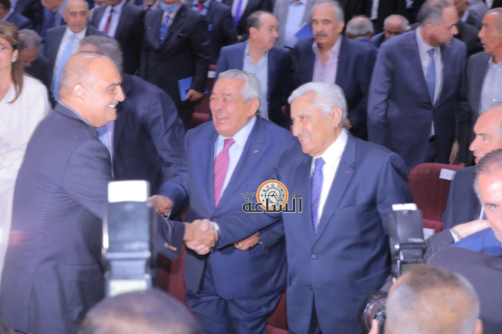 Madar Al-Saa Images 0.97627305327229