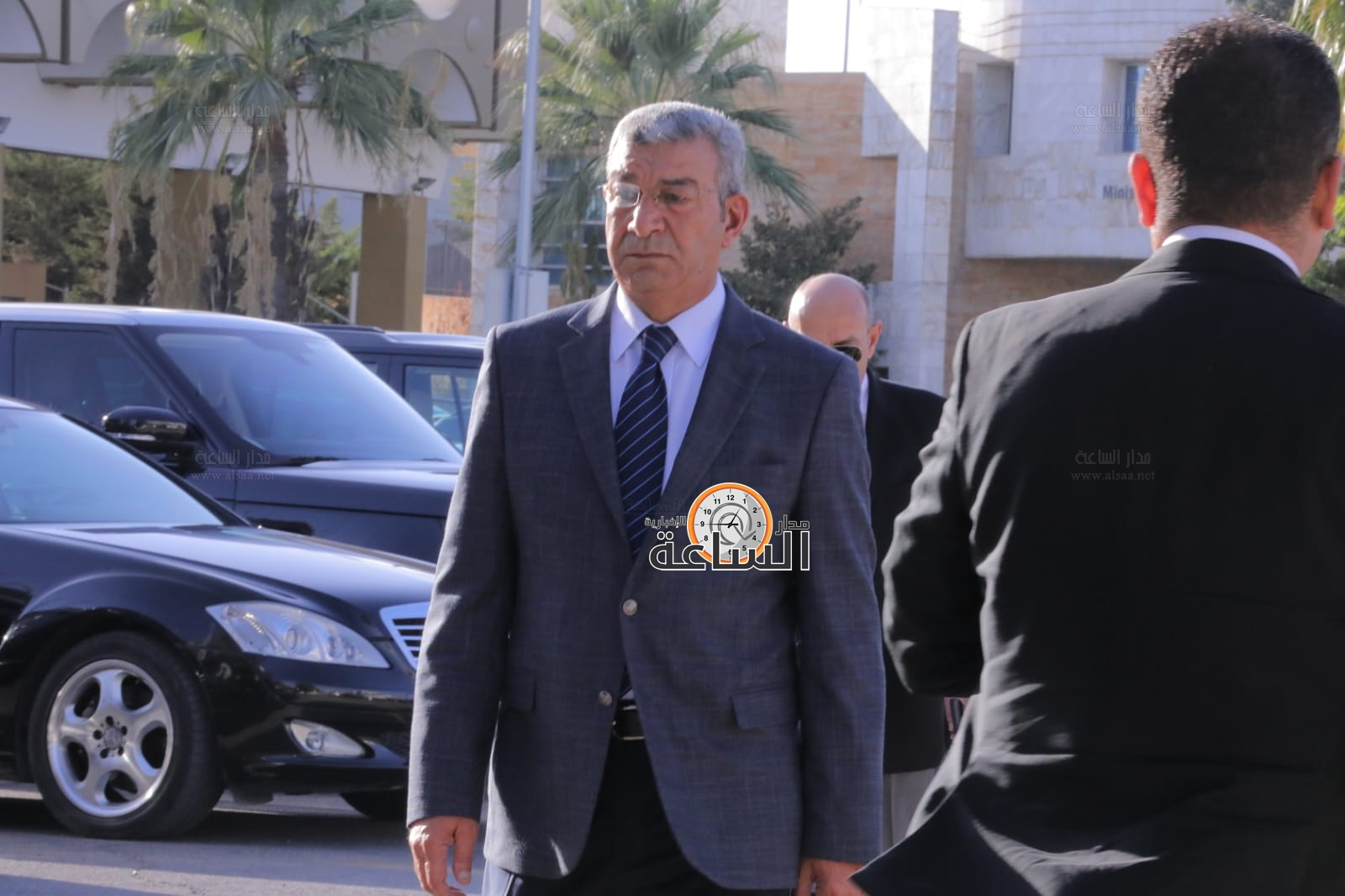 Madar Al-Saa Images 0.49408100395335064