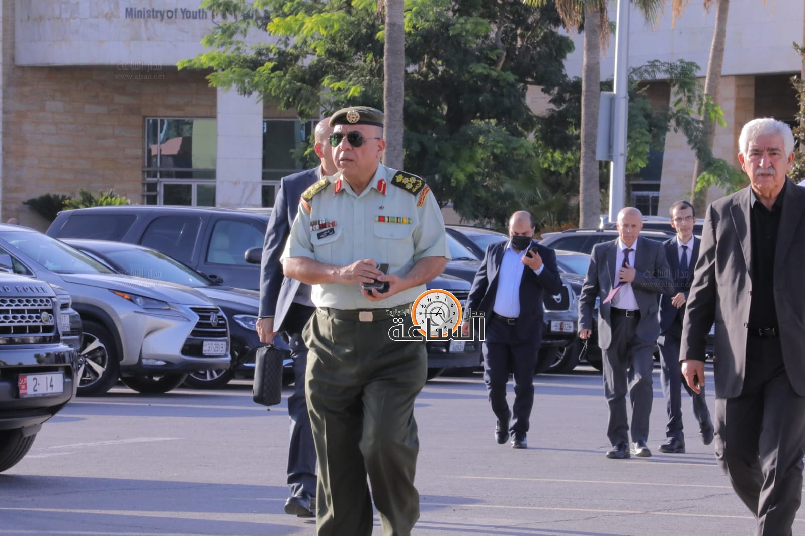 Madar Al-Saa Images 0.016115041900808036