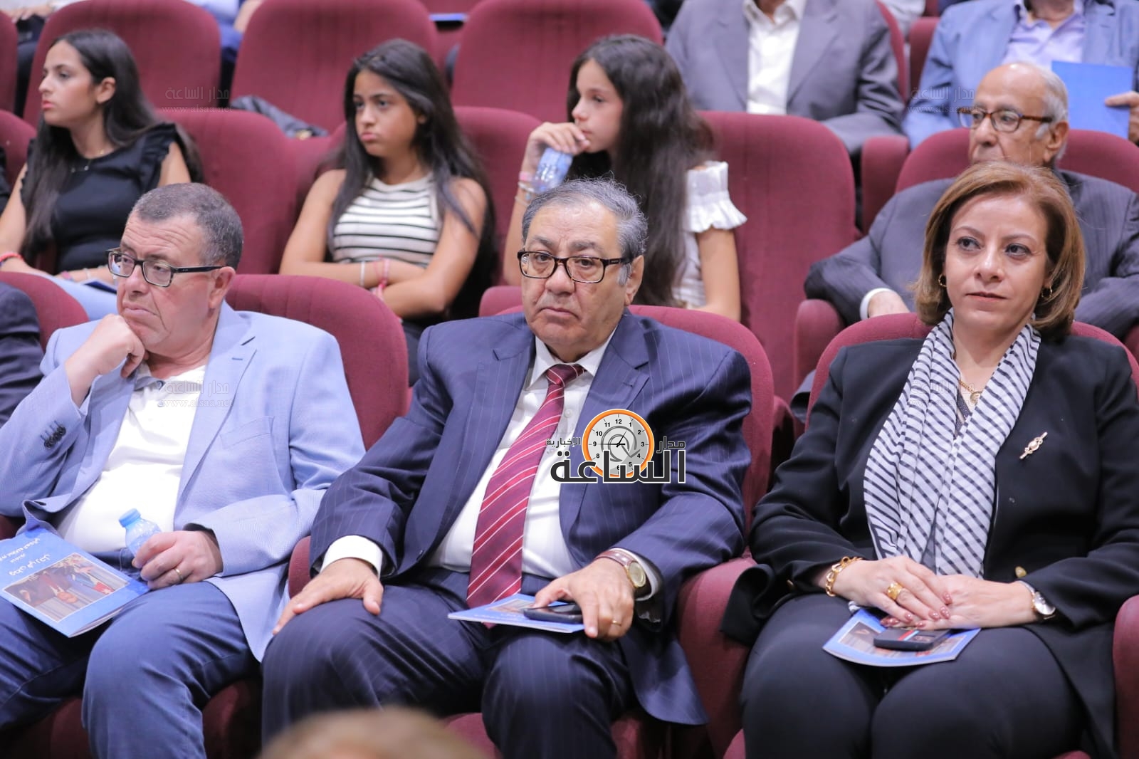 Madar Al-Saa Images 0.5704516102703109