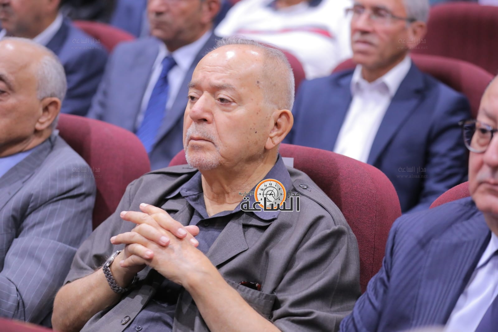 Madar Al-Saa Images 0.09905318835839139