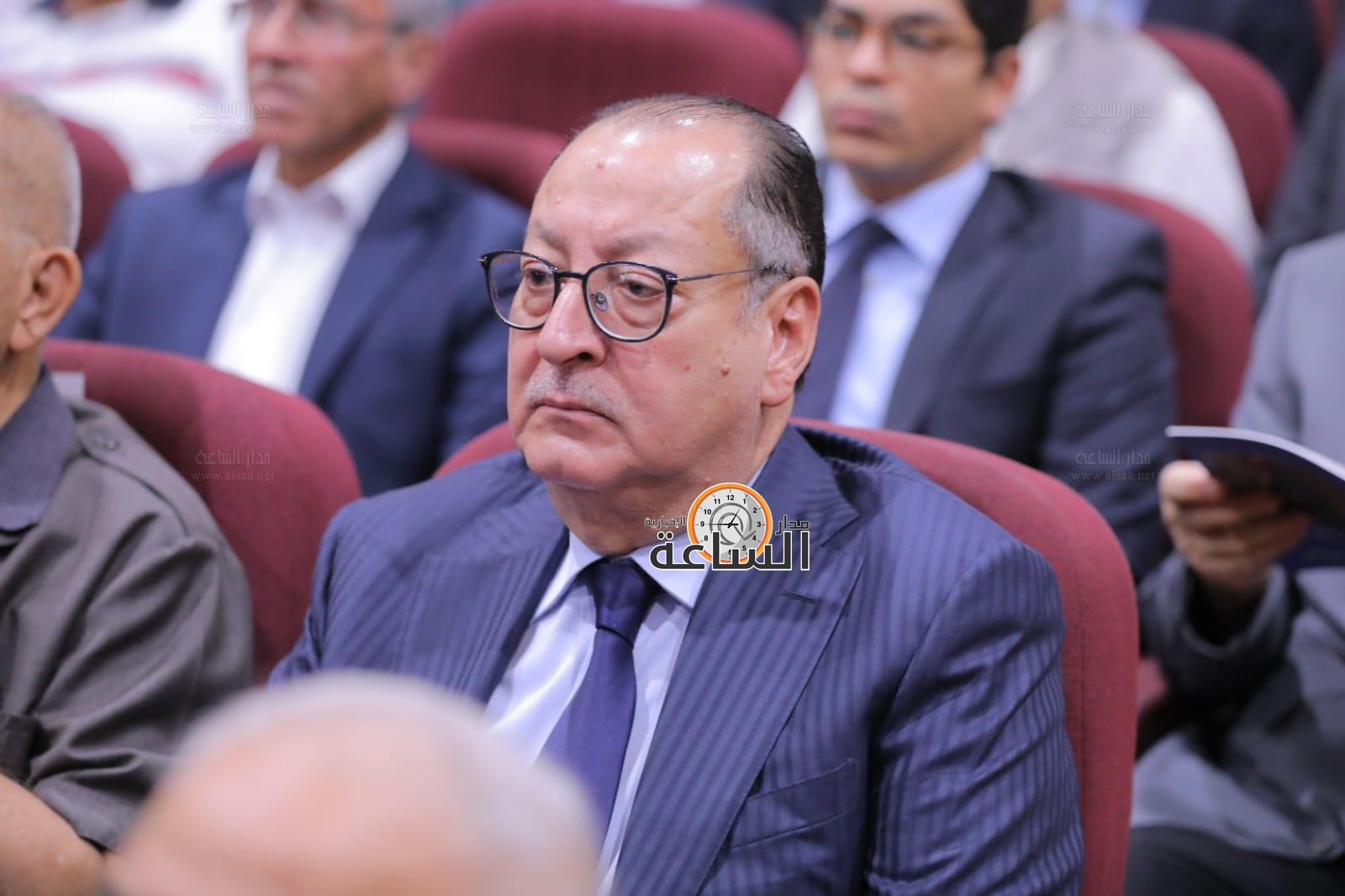 Madar Al-Saa Images 0.4167275035888789