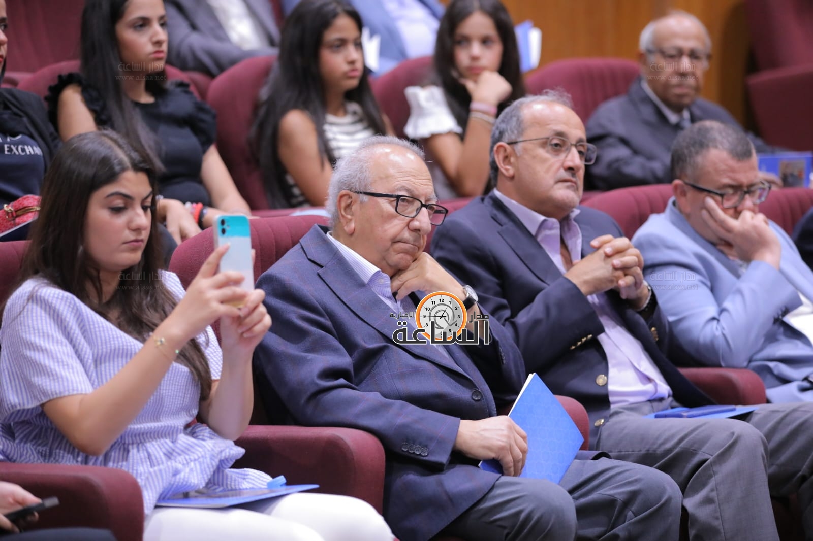 Madar Al-Saa Images 0.2767529578665179