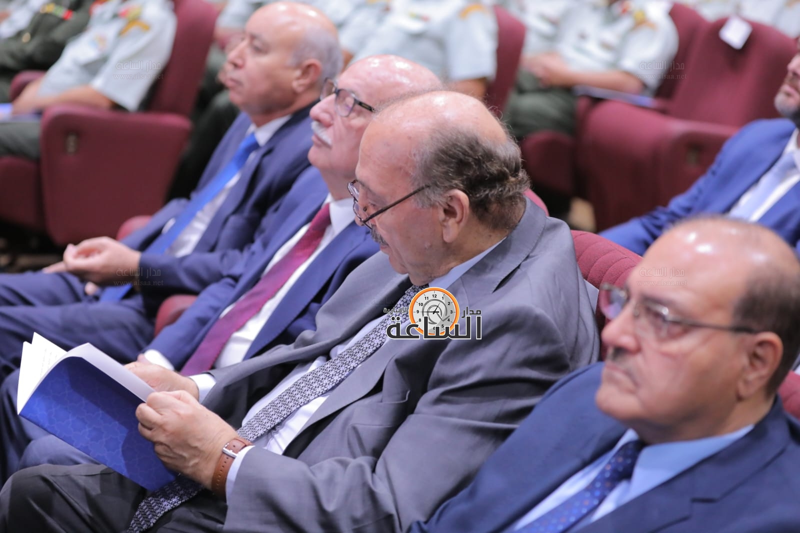 Madar Al-Saa Images 0.8813553909480325