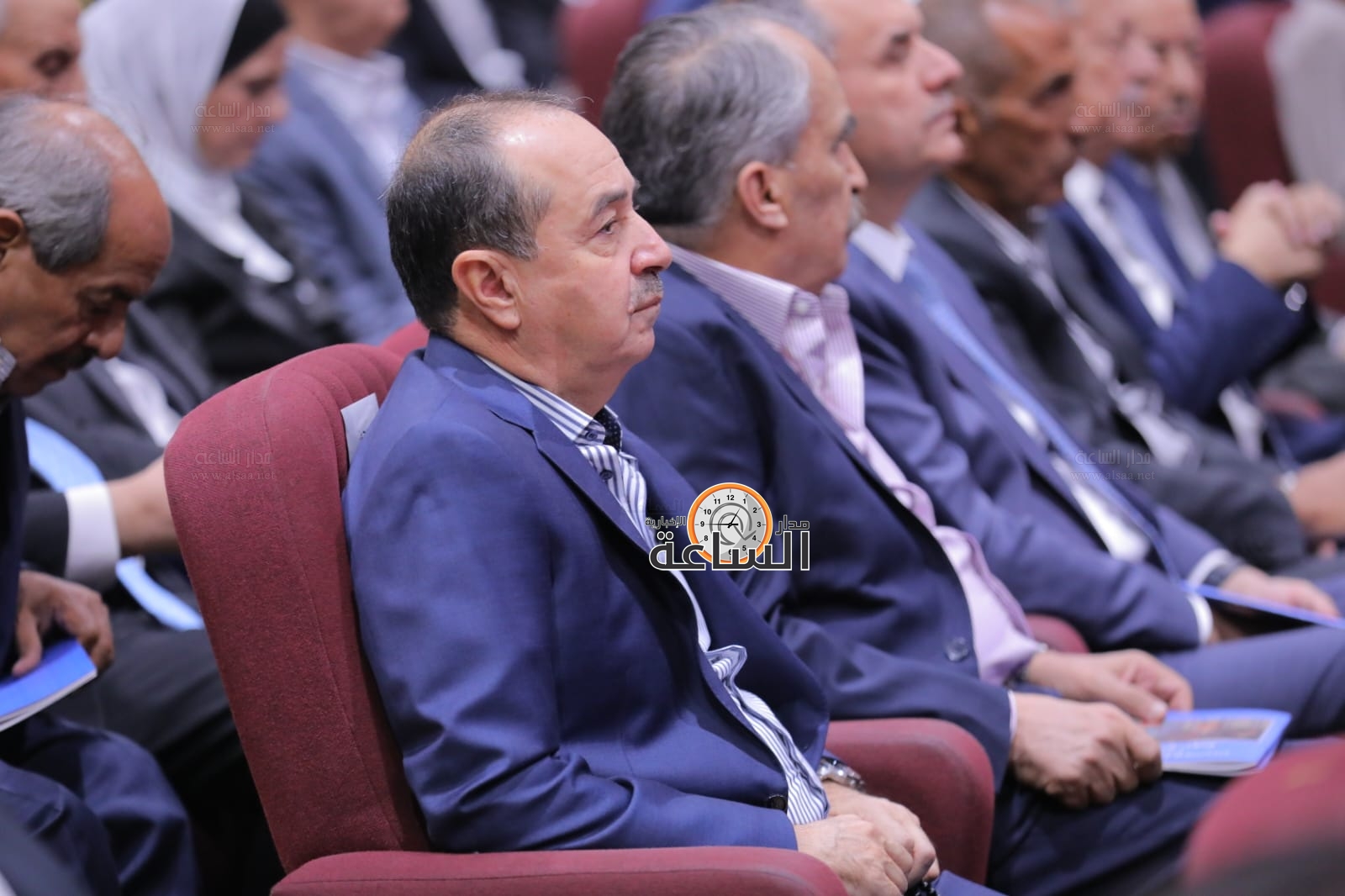 Madar Al-Saa Images 0.39424116304676093