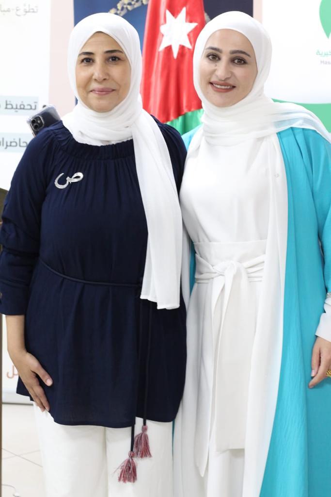 Madar Al-Saa Images 0.16149917804389124