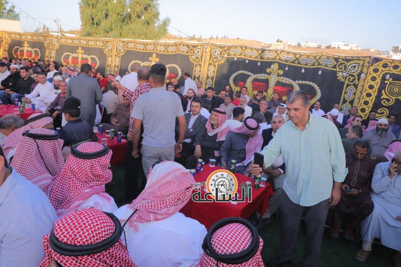 Madar Al-Saa Images 0.05723250045352679