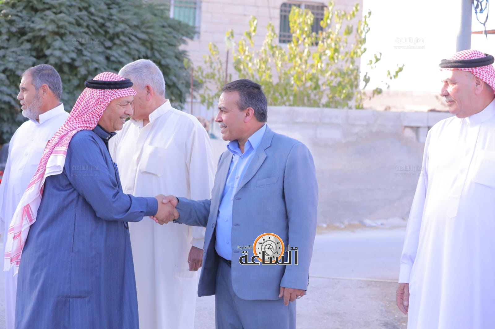 Madar Al-Saa Images 0.9860708556240187