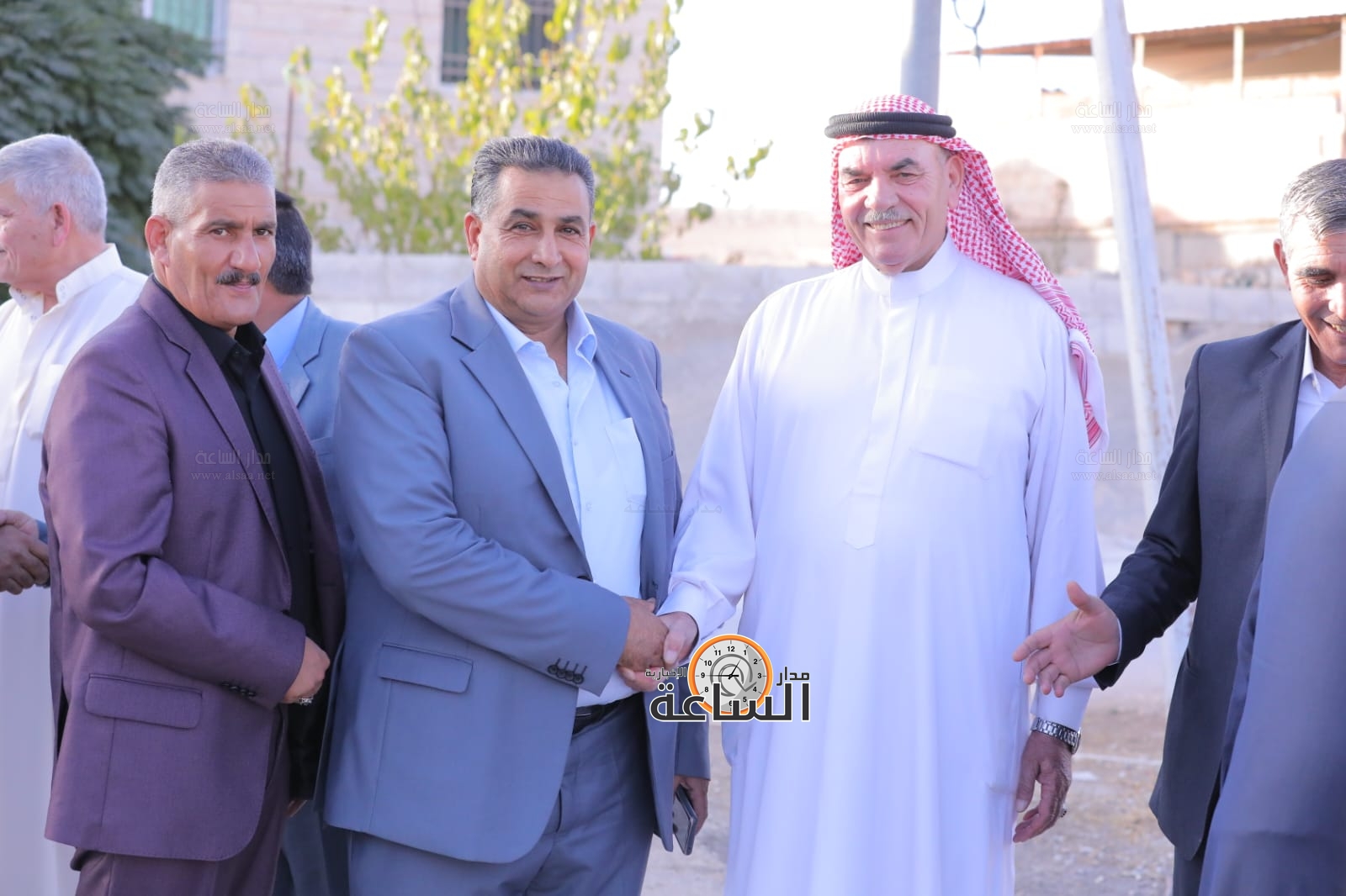 Madar Al-Saa Images 0.8982475918153083