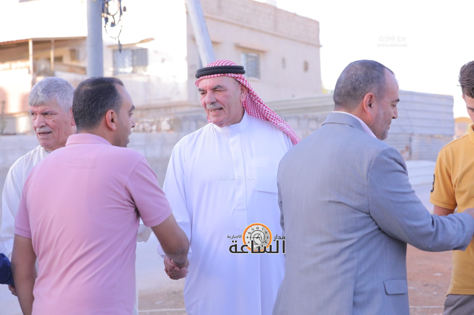 Madar Al-Saa Images 0.23298576984961872