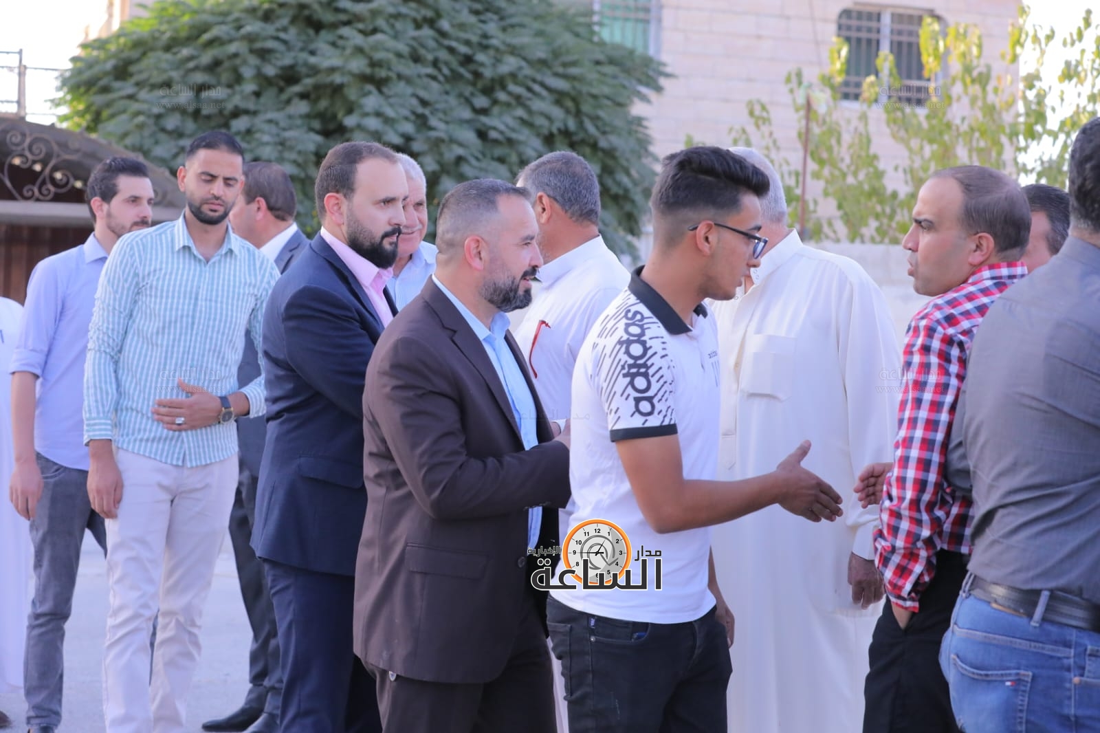 Madar Al-Saa Images 0.081975220048627