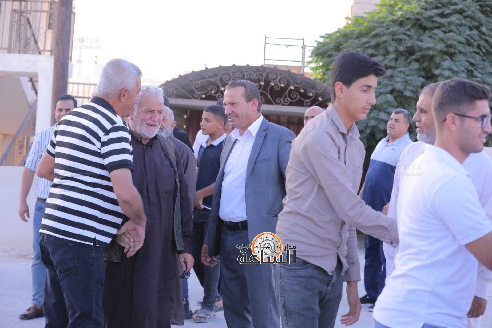 Madar Al-Saa Images 0.8412362815287899