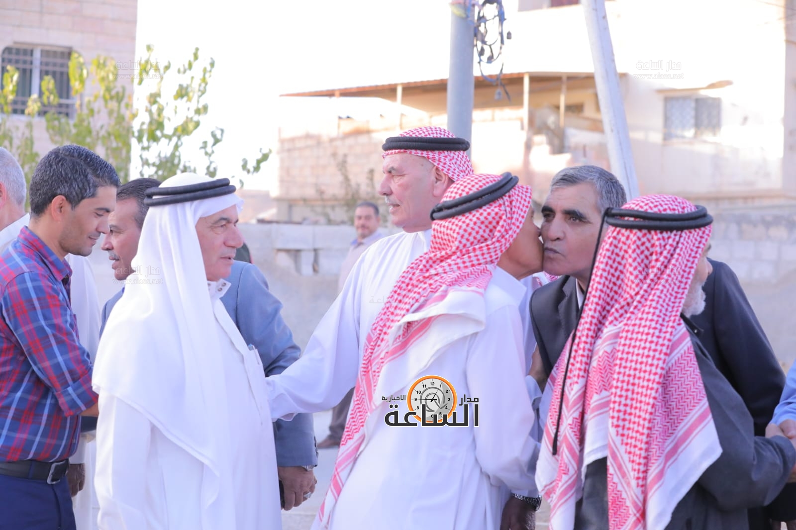 Madar Al-Saa Images 0.00913695032534445