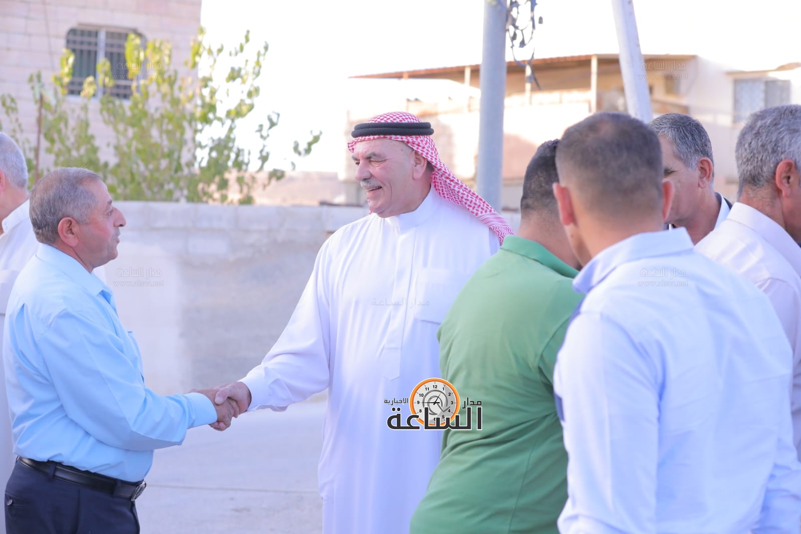 Madar Al-Saa Images 0.08088477216984602