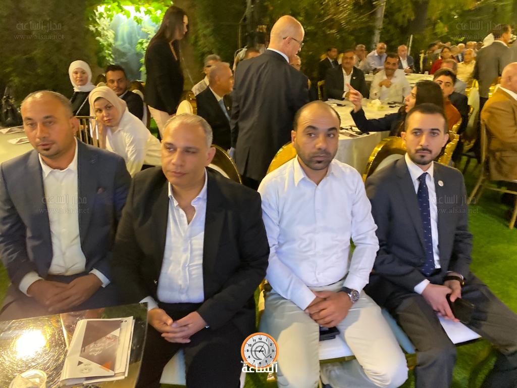 Madar Al-Saa Images 0.4952603655214982