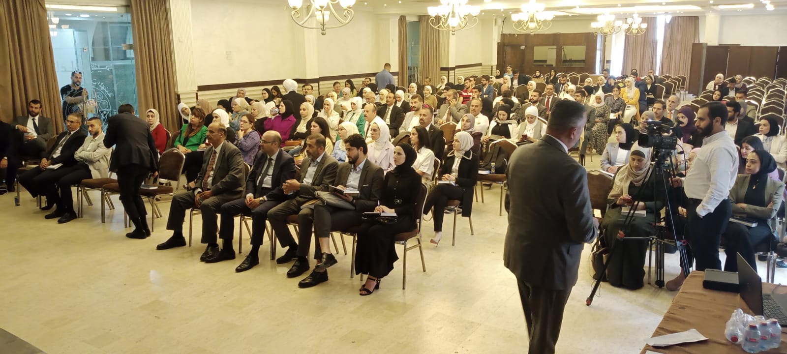 Madar Al-Saa Images 0.6394989640154164