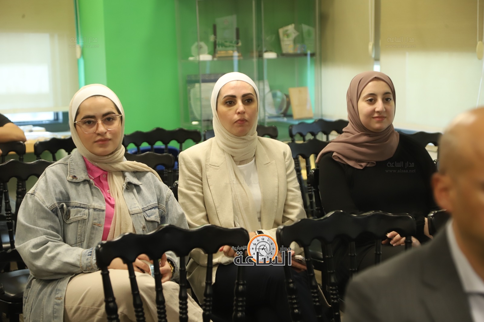 Madar Al-Saa Images 0.440073166660115