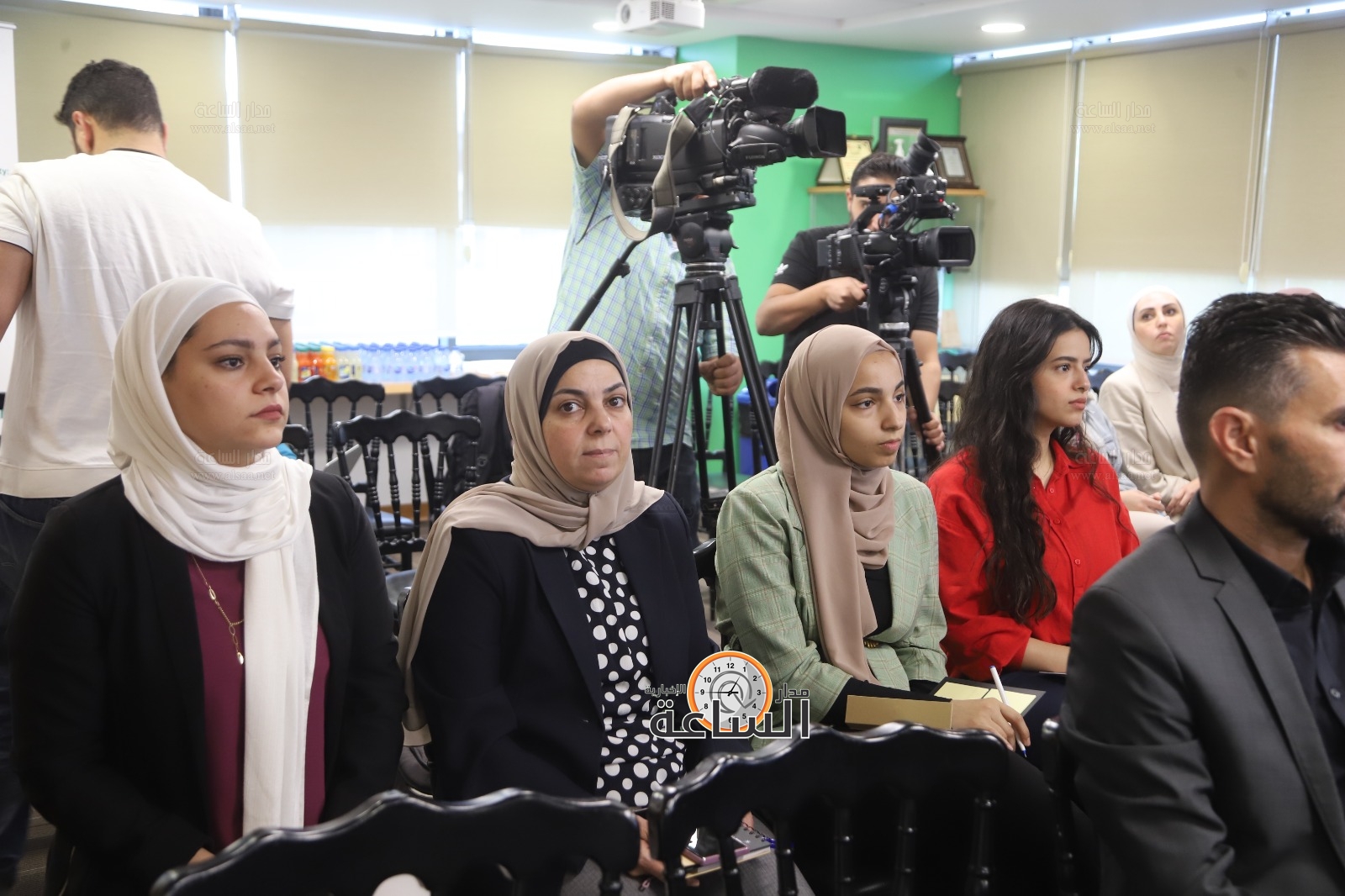 Madar Al-Saa Images 0.05702943189157006