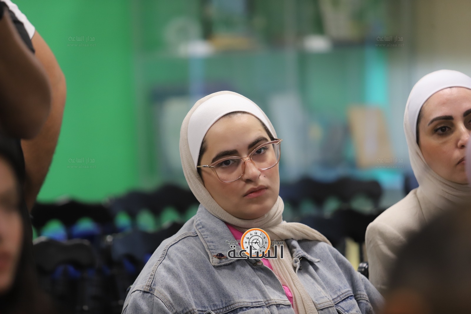 Madar Al-Saa Images 0.3756219820054649