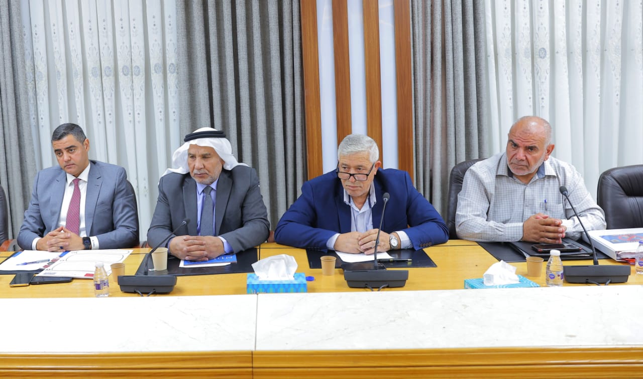 Madar Al-Saa Images 0.40074321987037087