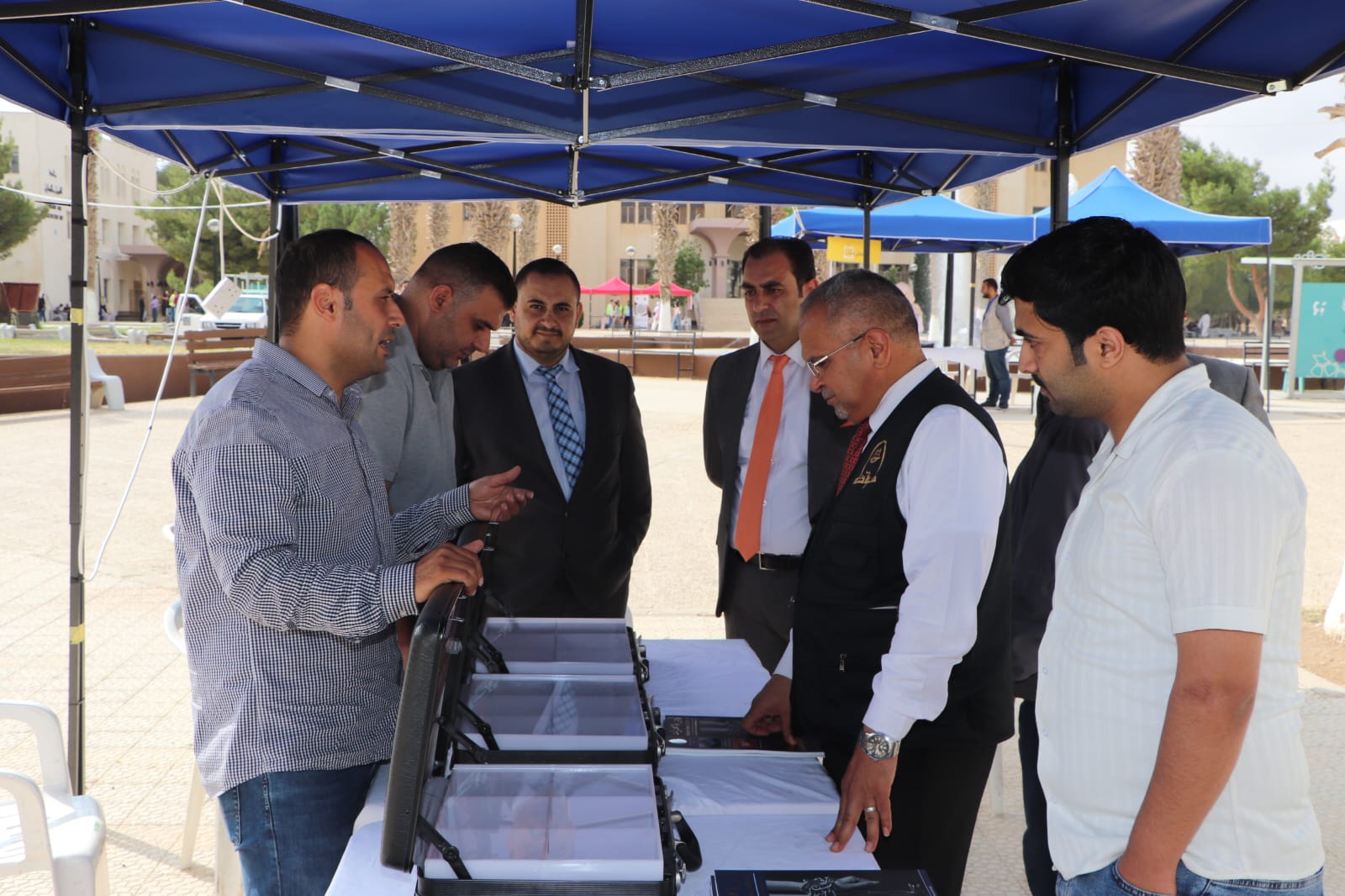 Madar Al-Saa Images 0.7716672038911845